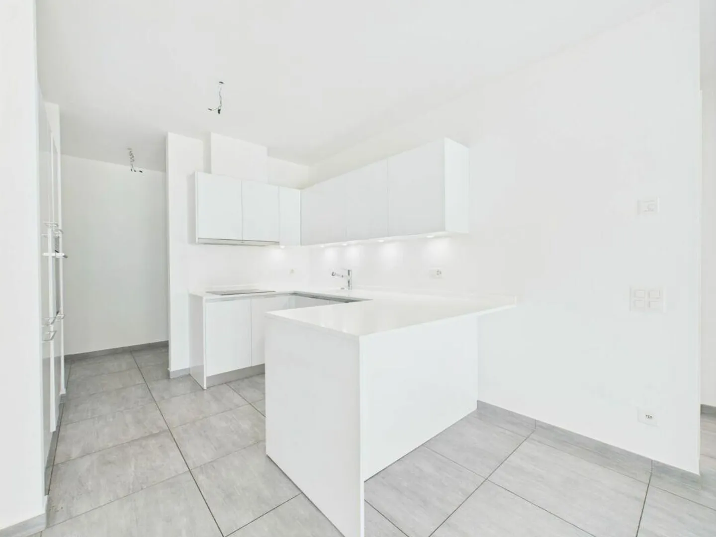 4.5-ROOM APARTMENT WITH GARDEN - Photo 3 of 10