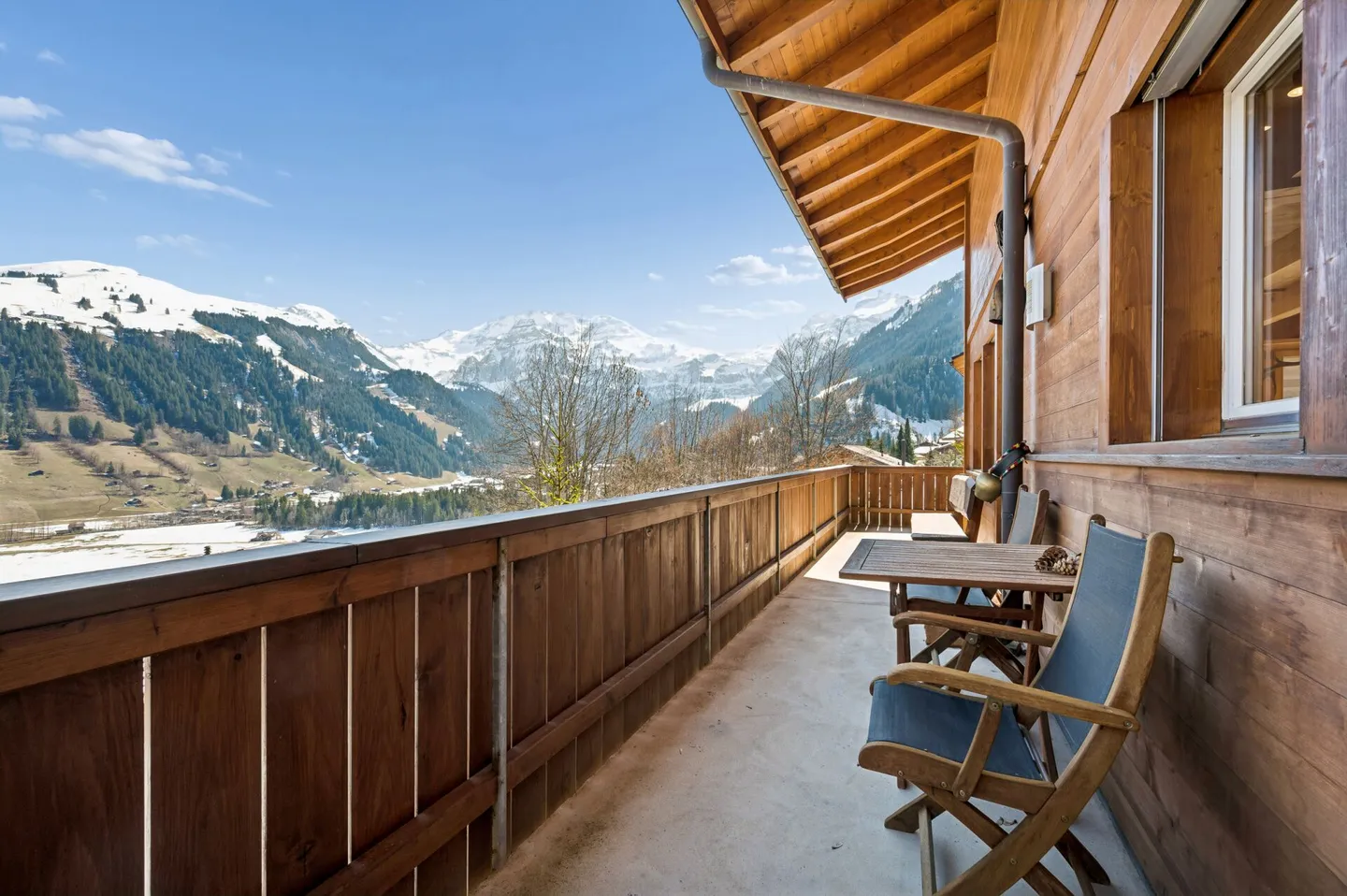 Stilvolles Chalet mit beeindruckender Aussicht - Photo 10 of 13