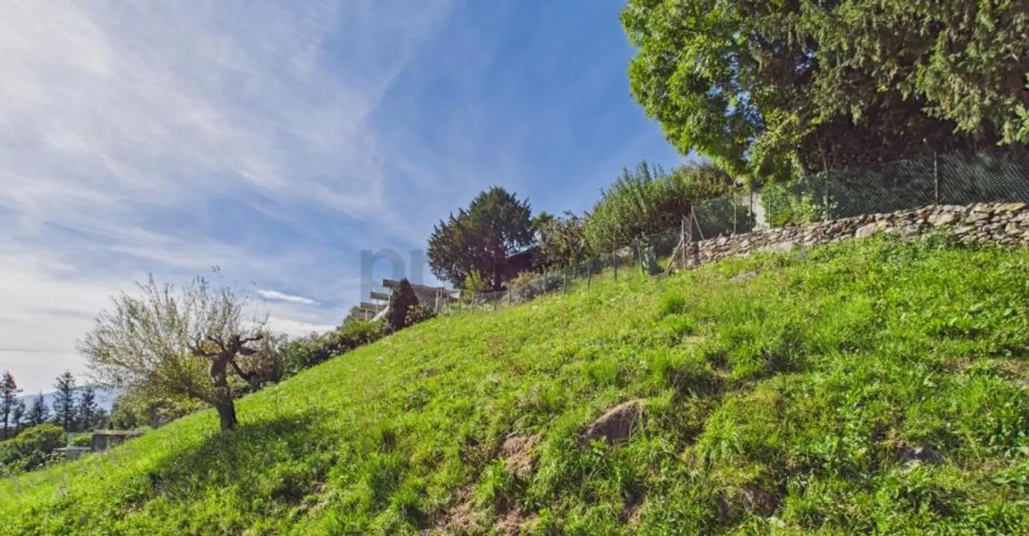 Bebaubares Grundstück mit Seeblick - Wohnentwicklungsgelegenheit - Foto 7 von 12