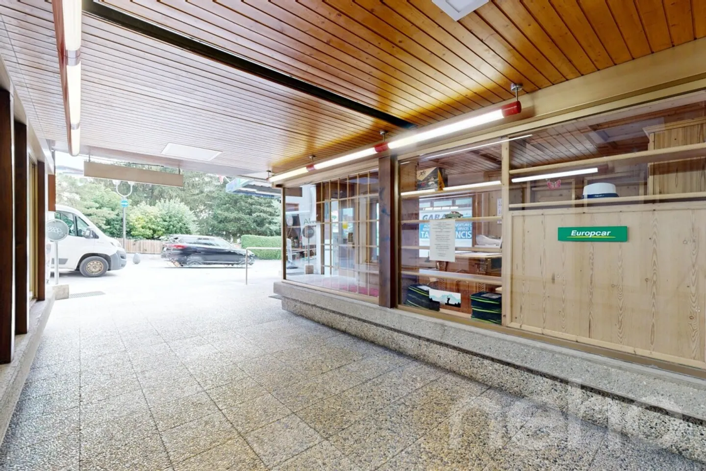 Spazio Commerciale di Prestigio a Crans-Montana - Foto 10 di 12