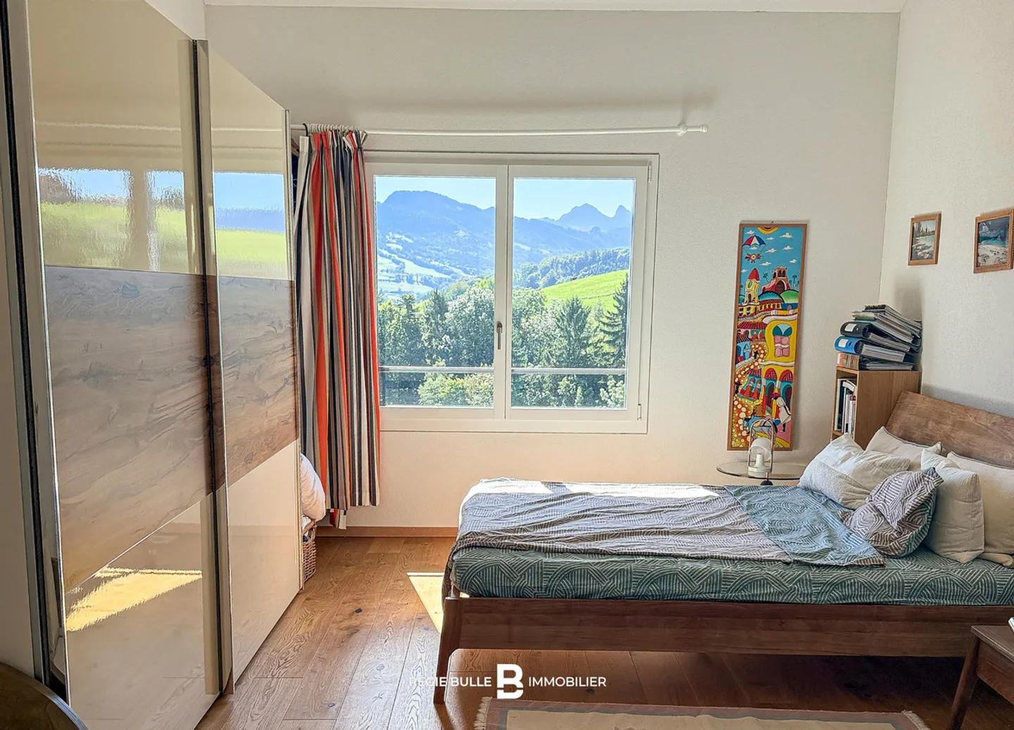 Stunning Villa with Lake View - Photo 3 of 7