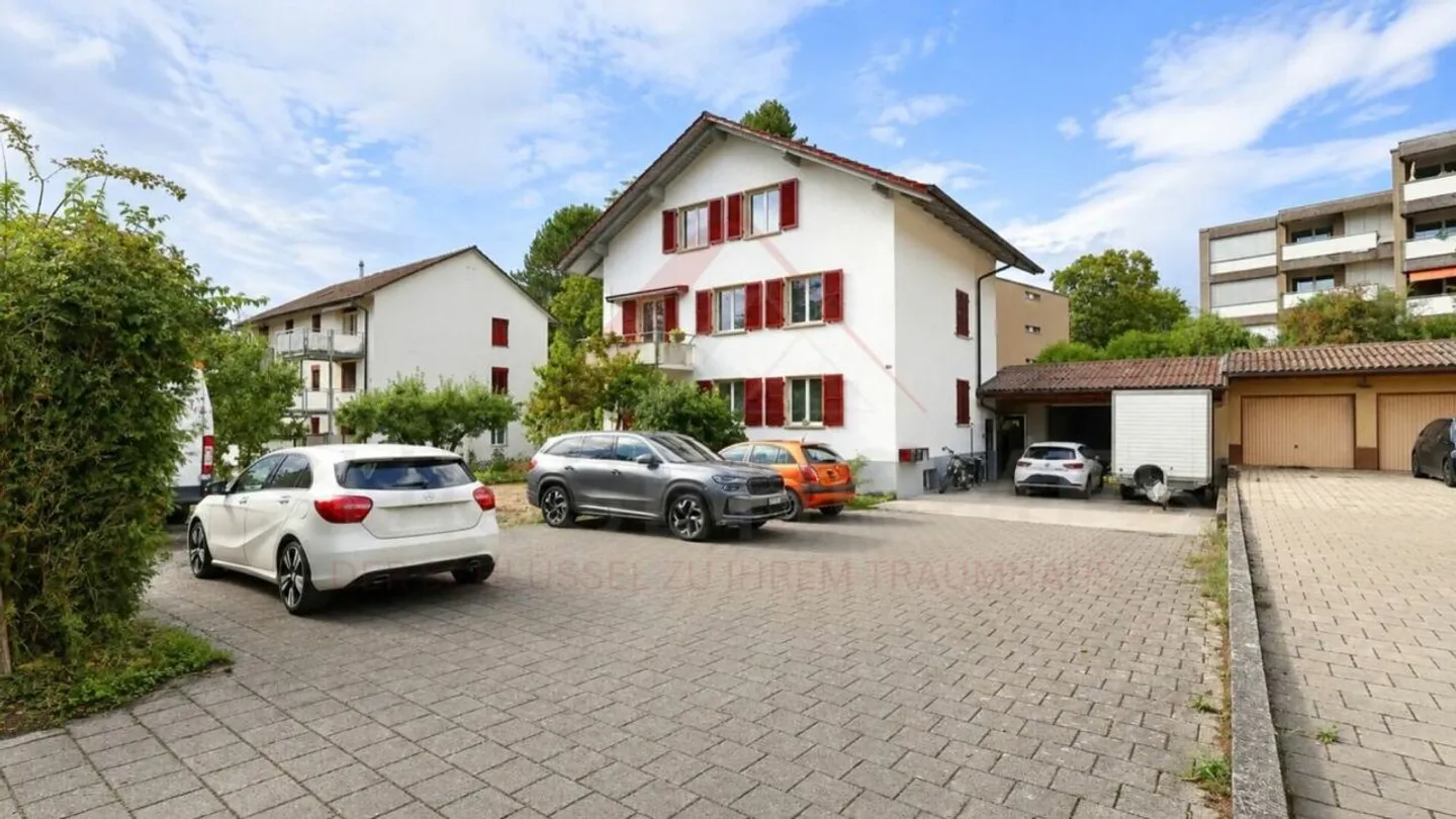Vielseitiges Mehrfamilienhaus mit drei Wohneinheiten und attraktiven Gewerbeflächen - Photo 22 of 22