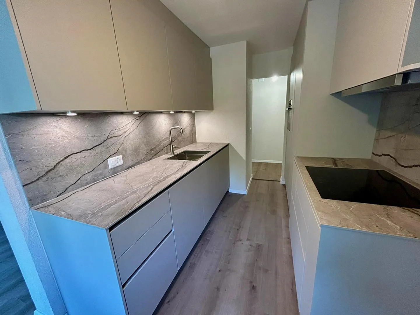 Luxuswohnung mit Gourmetküche - Foto 2 von 11