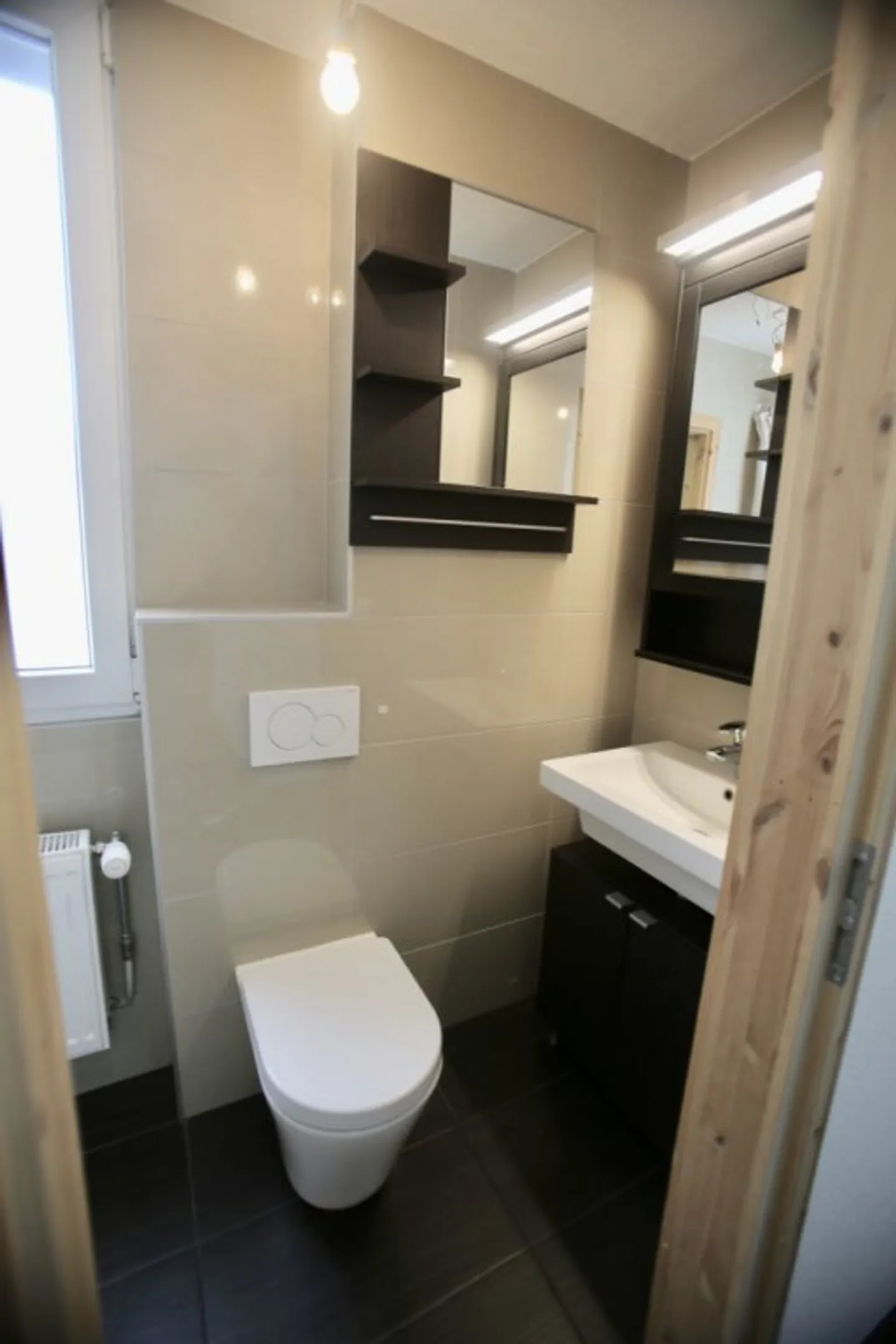 Edificio di rendimento 5.25%; Ideale per investitori! - Foto 3 di 20