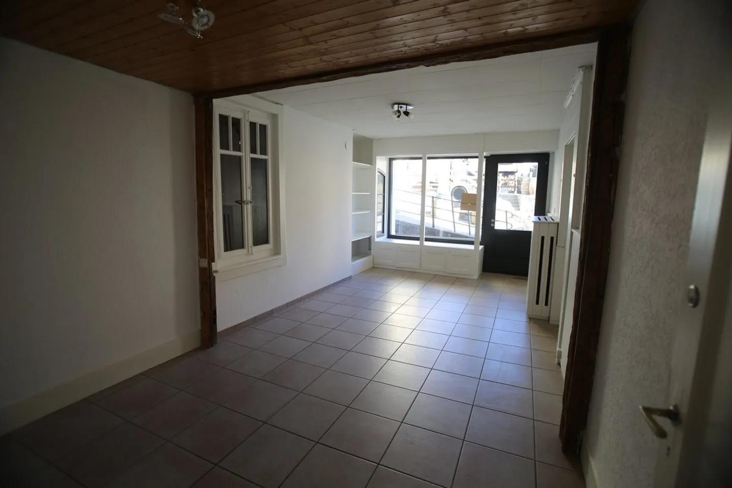 Edificio di rendimento 5.25%; Ideale per investitori! - Foto 15 di 20