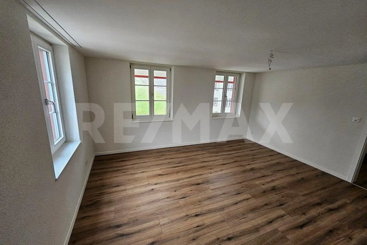 Modernes Einfamilienhaus in zentraler Lage - Foto 7 von 13