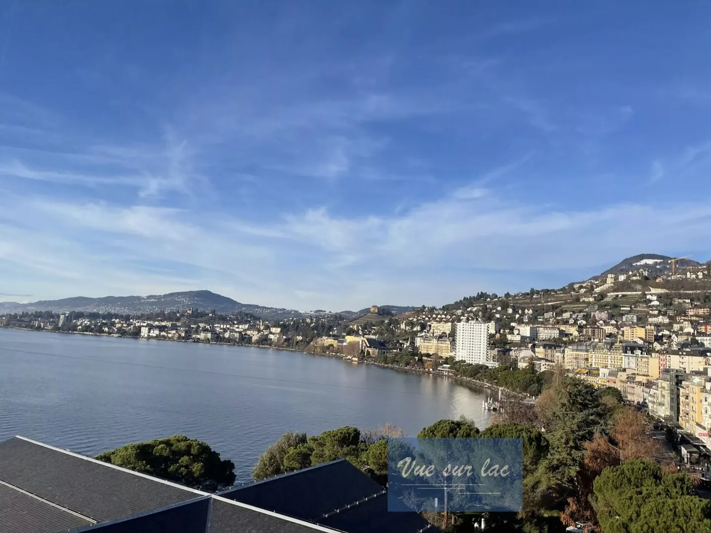 Exclusive property with lake view - Secondary residence possible - Photo 1 of 5