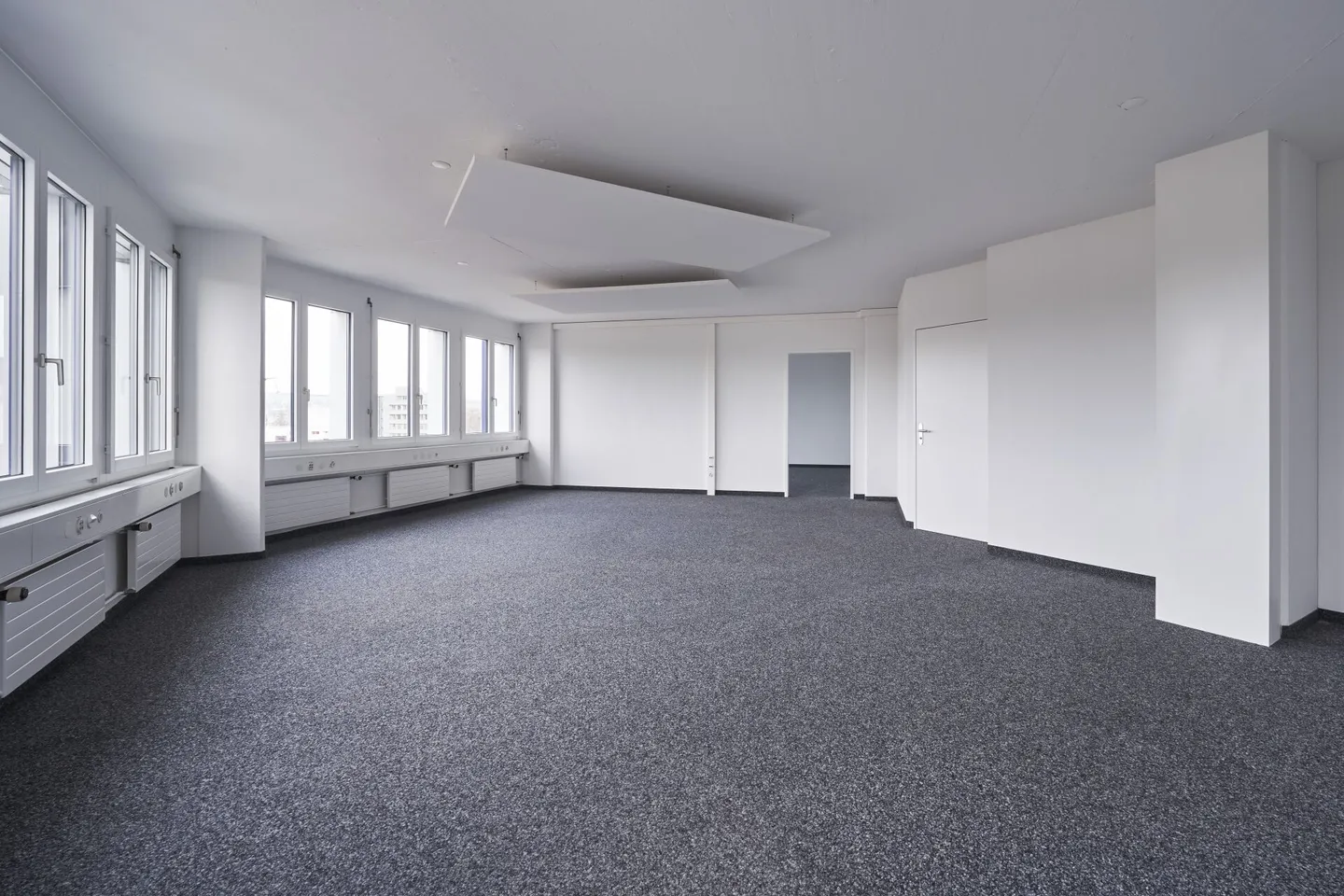 WORKSPACE SONNENBERG - Photo 3 of 12
