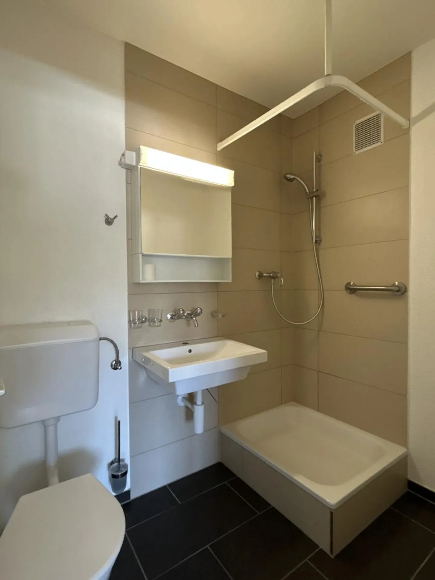 2,5-Zimmer-Wohnung - Foto 8 von 11