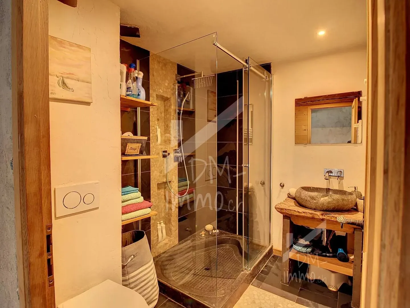 Casa ideale per affitti stagionali - reddito Fr. 30.000 / anno (200 notti) - Foto 8 di 11