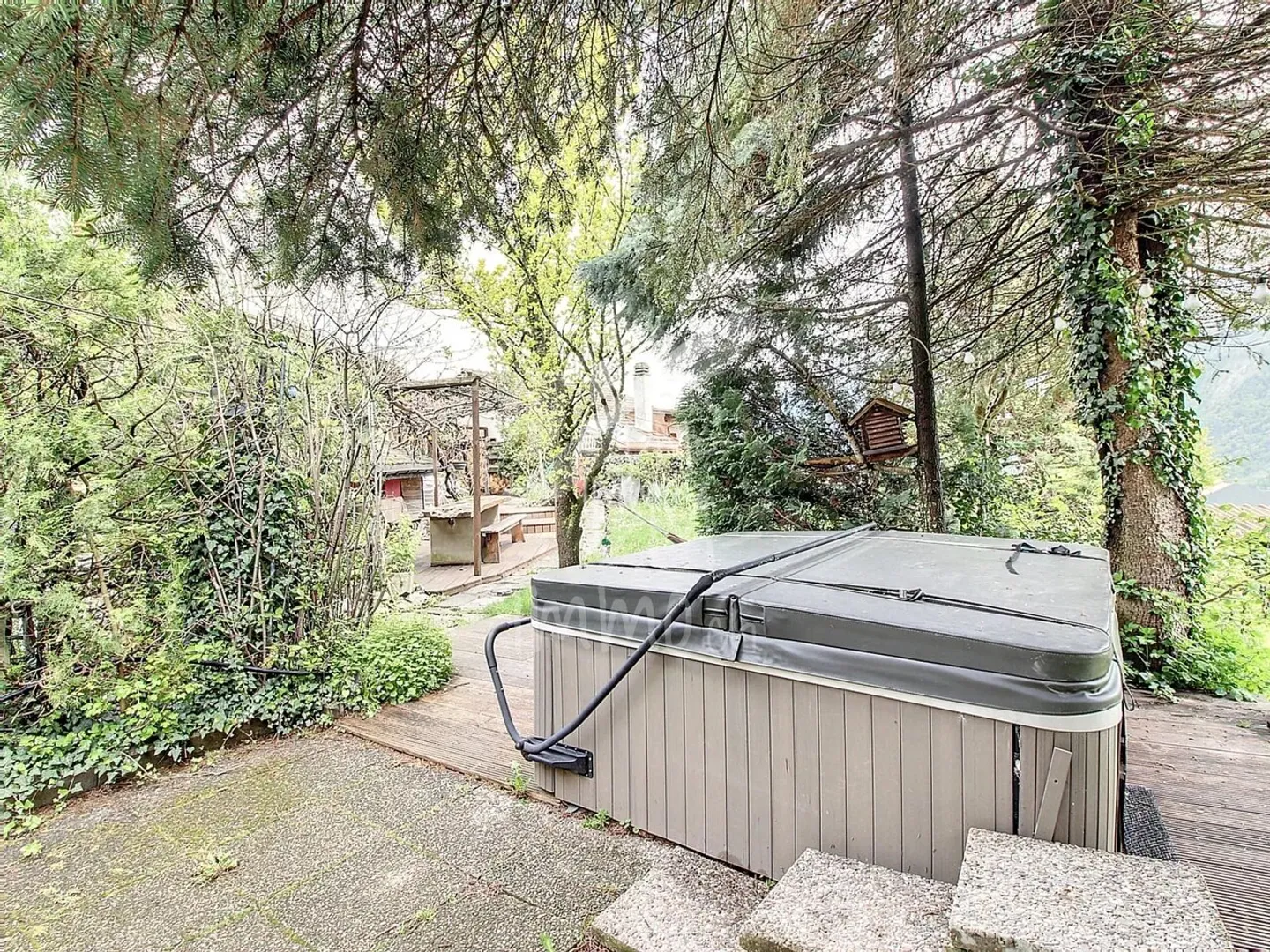 Casa ideale per affitti stagionali - reddito Fr. 30.000 / anno (200 notti) - Foto 9 di 11