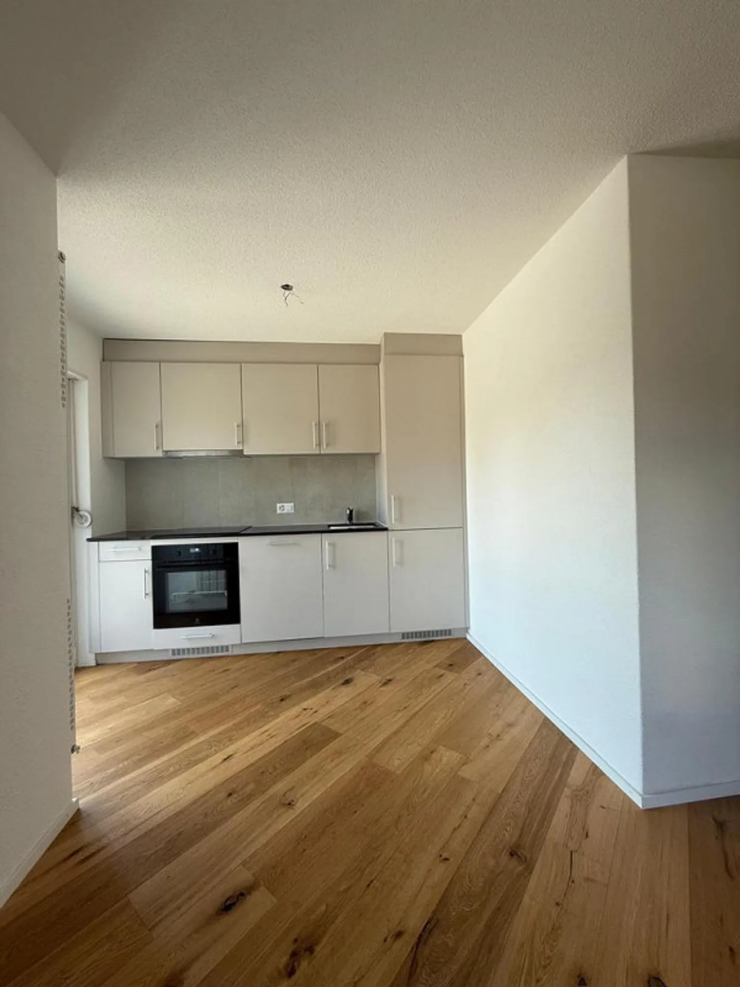 Appartamento moderno di 1,5 stanze al 2° piano - Foto 3 di 9