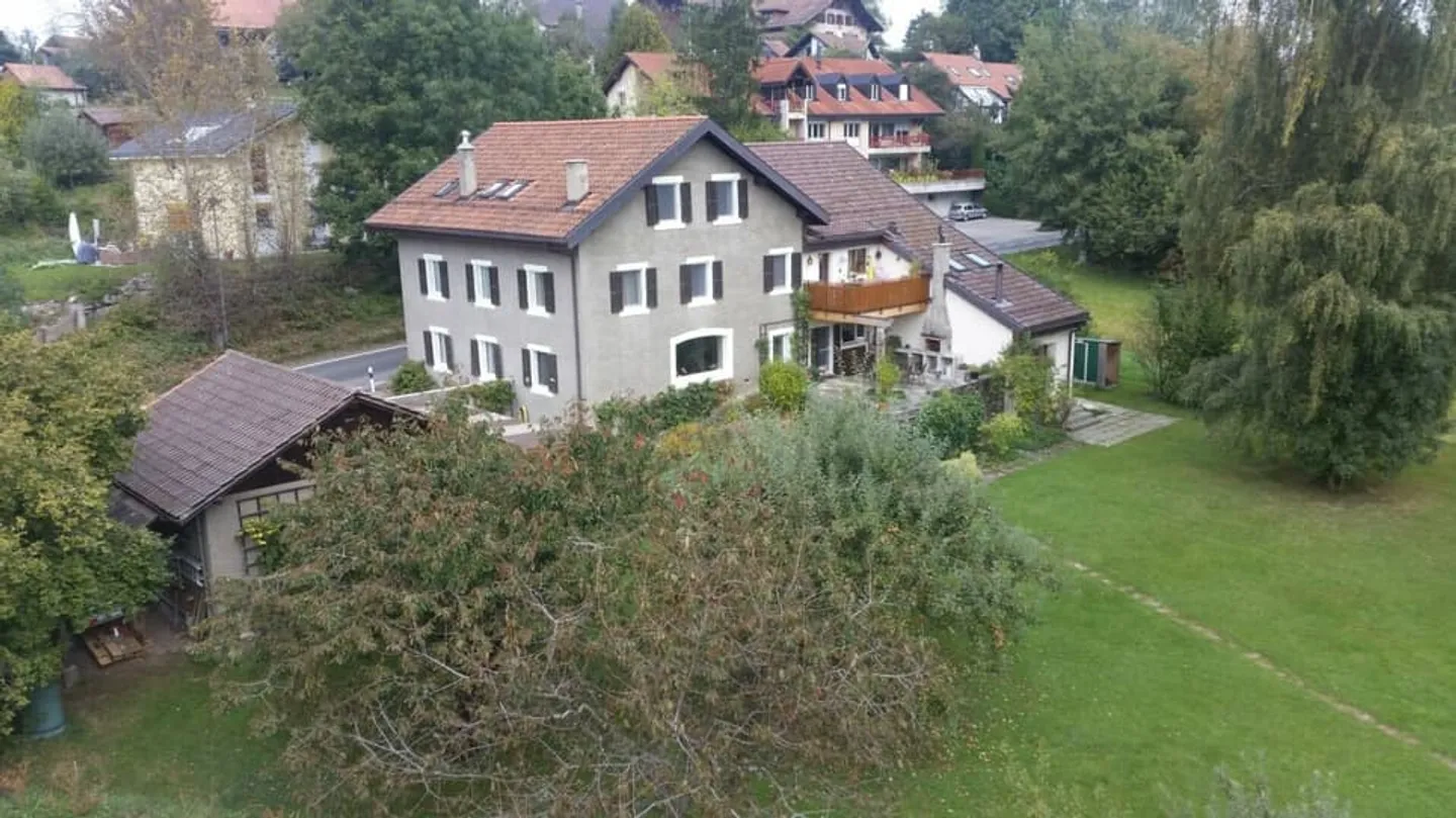 Rental House - Photo 2 of 13