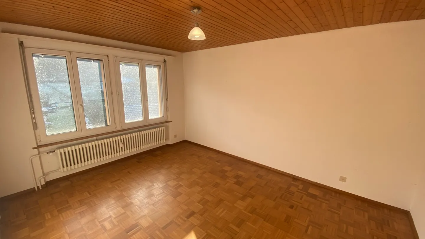 2,5-Zimmer-Wohnung in Vendlincourt mit großem Gemeinschaftsgarten - Foto 7 von 18