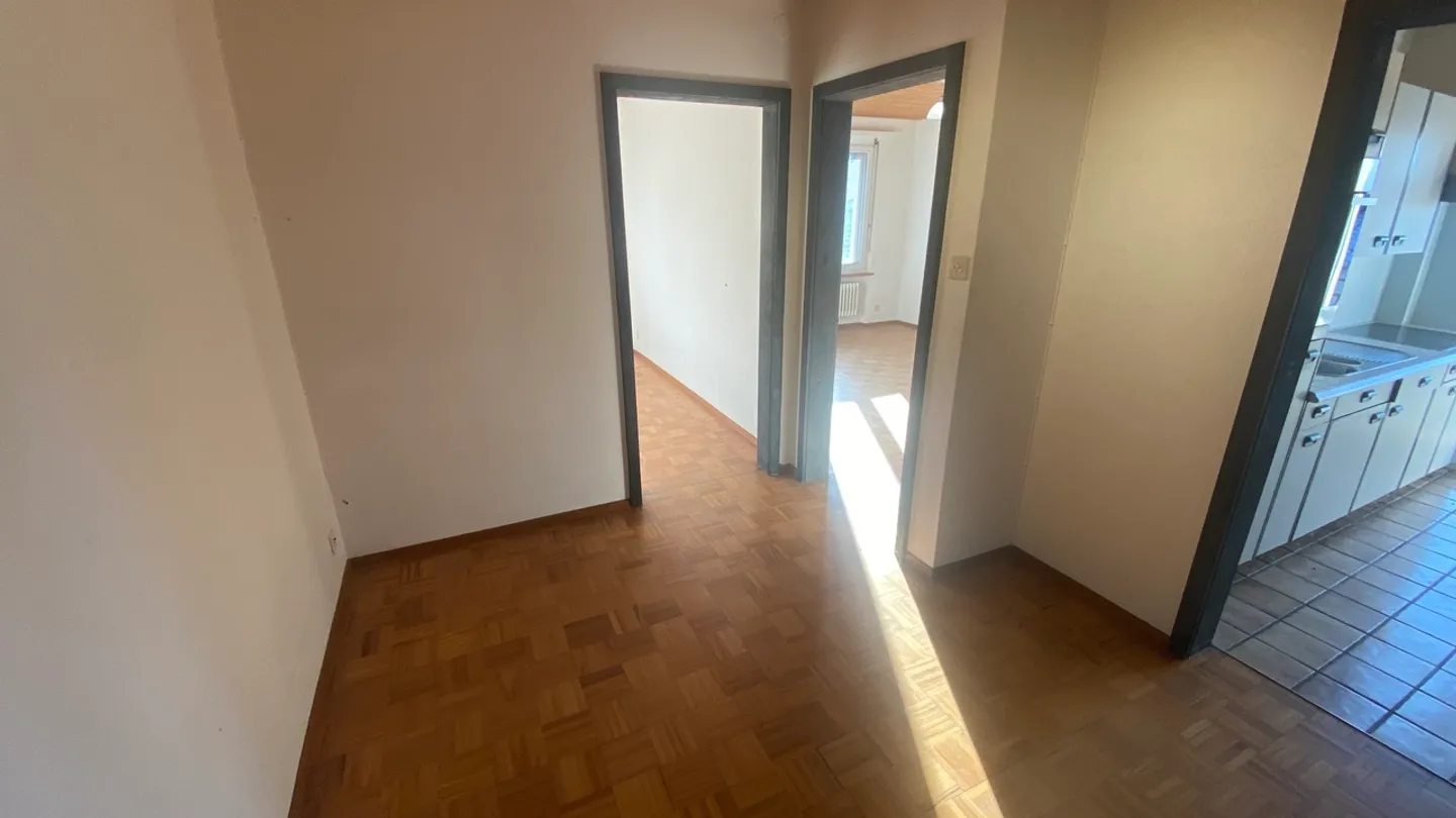 2,5-Zimmer-Wohnung in Vendlincourt mit großem Gemeinschaftsgarten - Foto 9 von 18