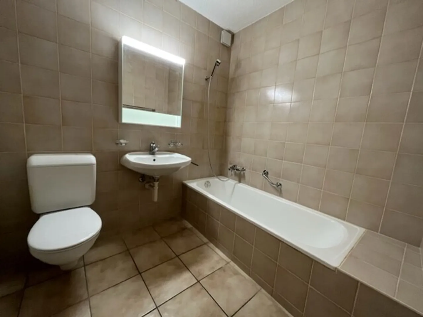 Rue de l'Eglise 9, Wohnung 2 1/2 Zimmer - Foto 3 von 6