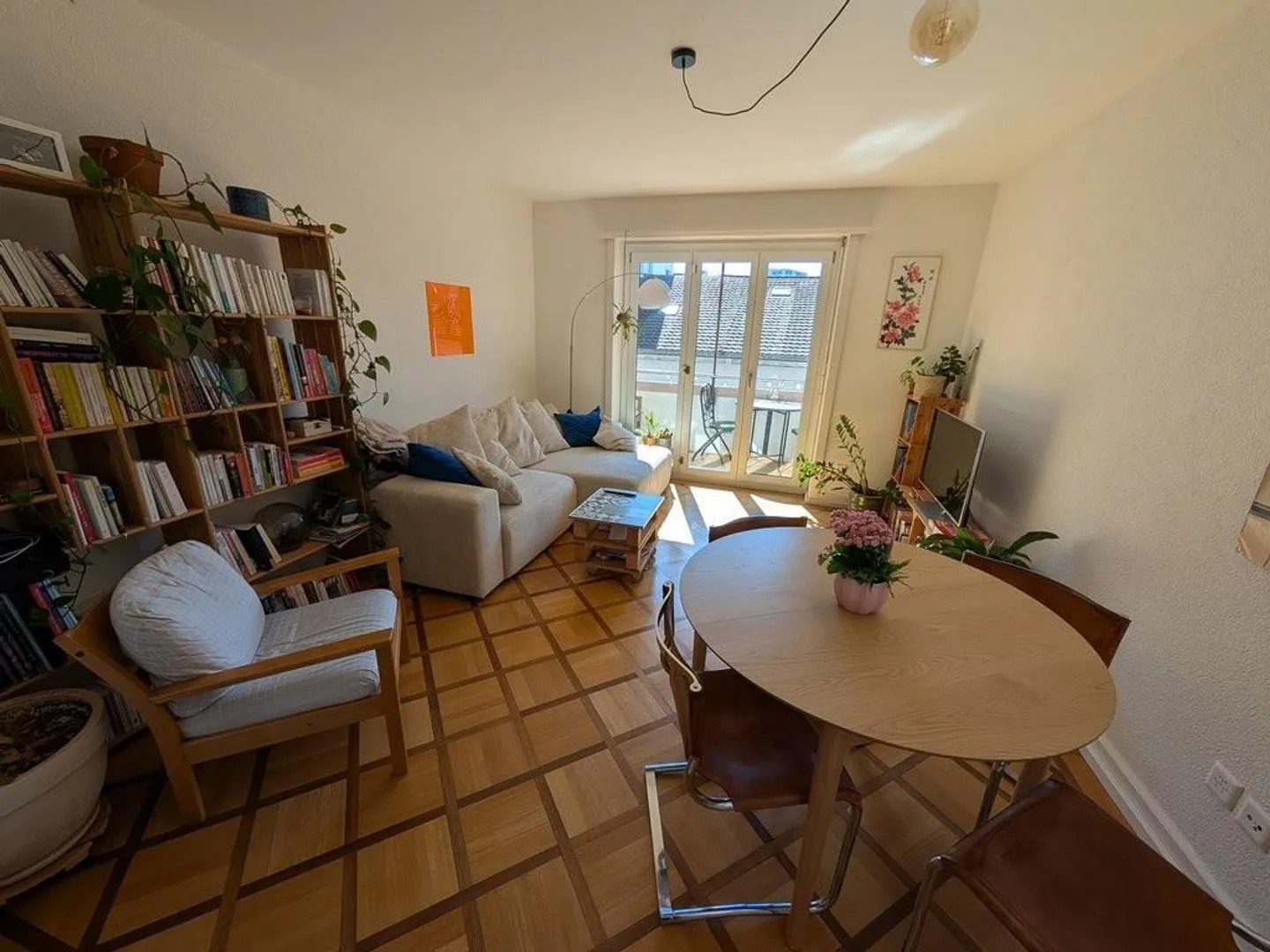 Geräumige Wohnung in Freiburg - Foto 2 von 10