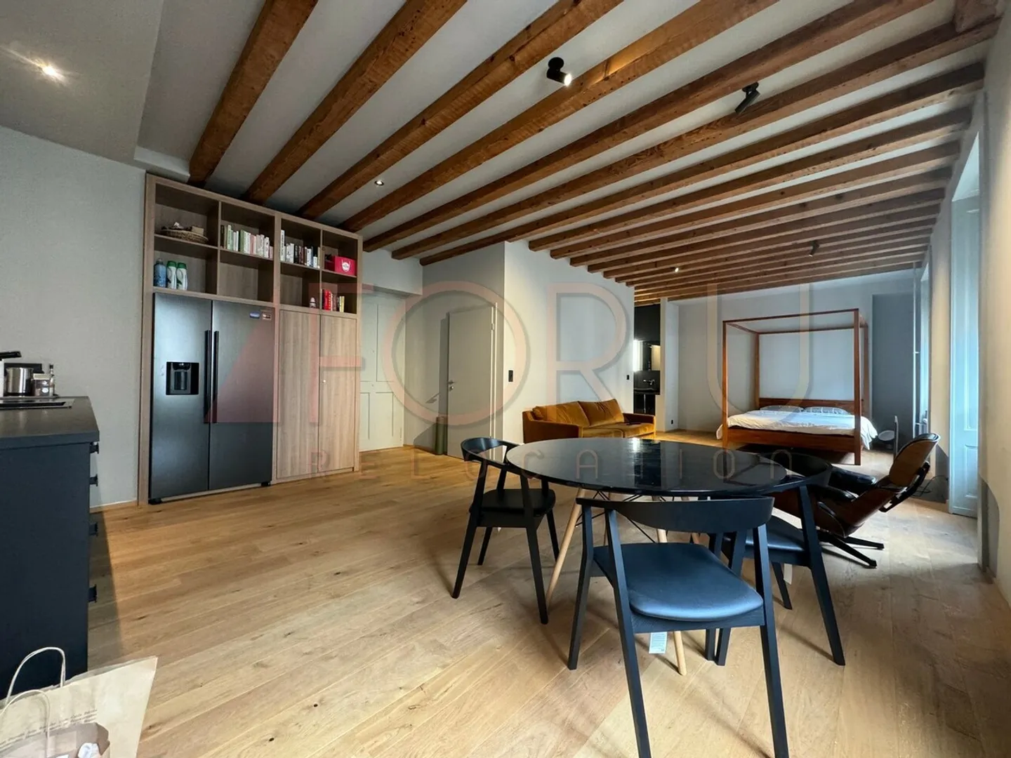 FOR INVESTOR - Very beautiful modern 3-room loft in Pâquis - Photo 1 of 8