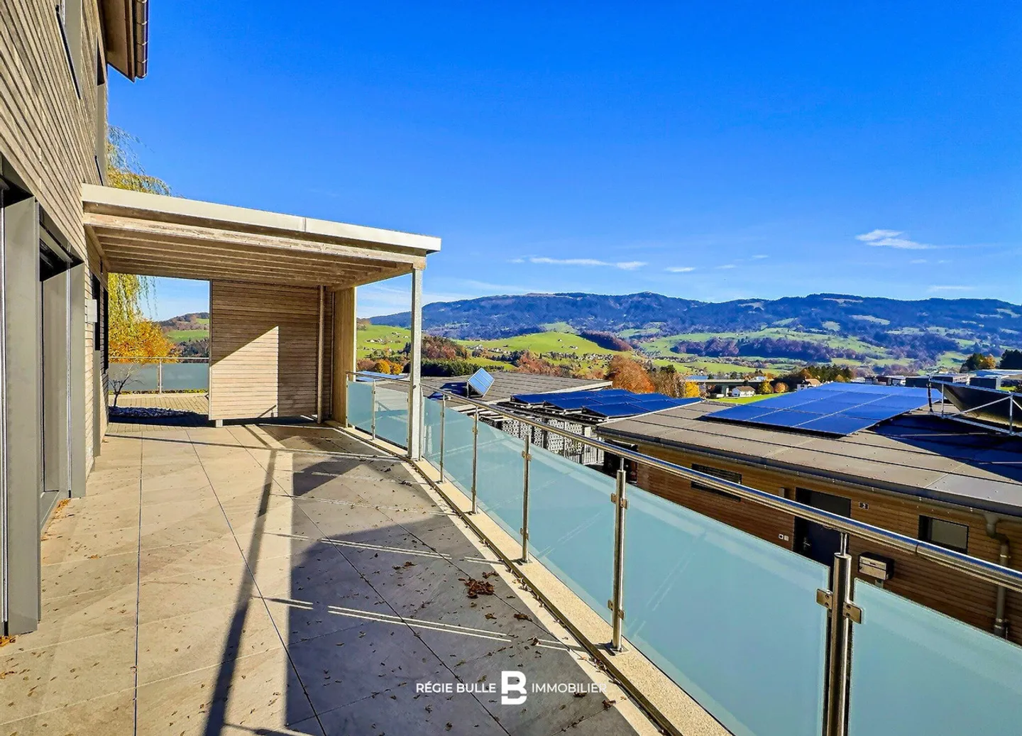 Villa Stupenda con Vista Lago - Foto 4 di 13