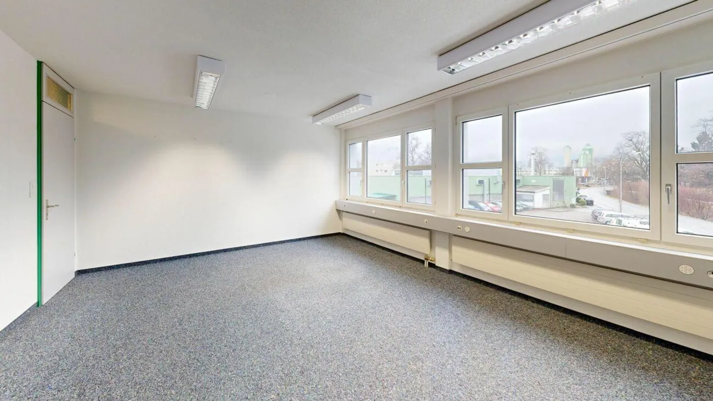 Representative office spaces from 16 m² for rent - Photo 2 of 8