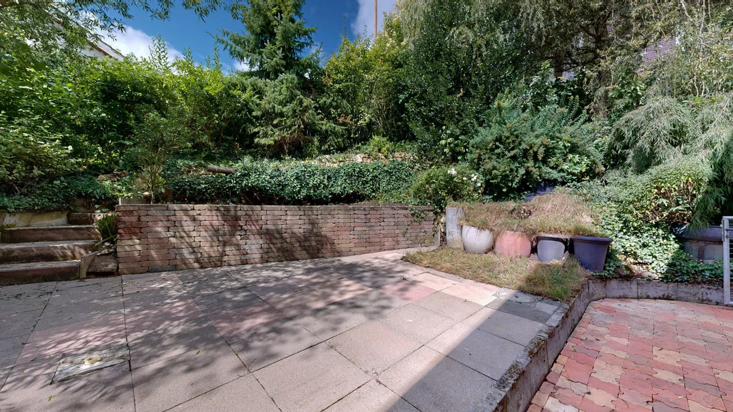 Grande casa unifamiliare di 6,5 stanze con garage - Foto 13 di 23
