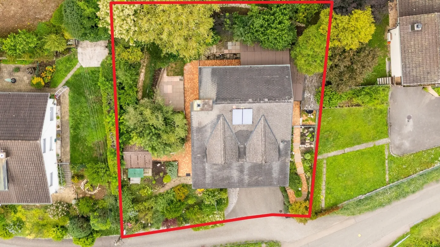Grande casa unifamiliare di 6,5 stanze con garage - Foto 23 di 23
