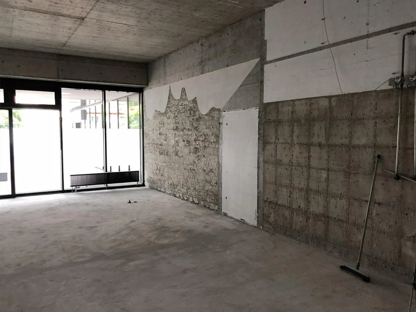 Verkaufslokal im Zentrum Maiengrüeni mit top Parkiermöglichkeiten - Foto 7 von 10