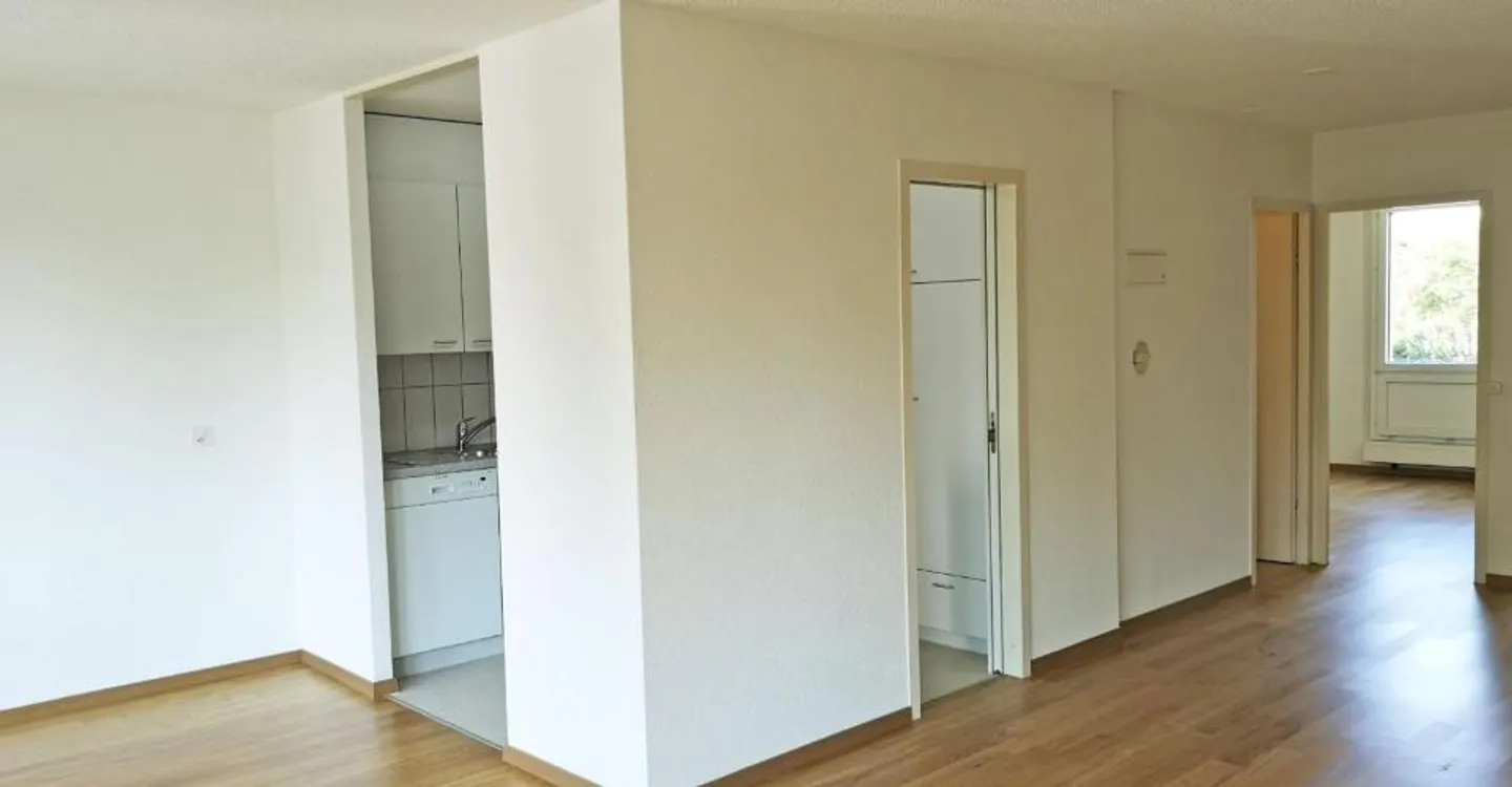 Appartamento familiare situato in posizione centrale - Foto 7 di 12