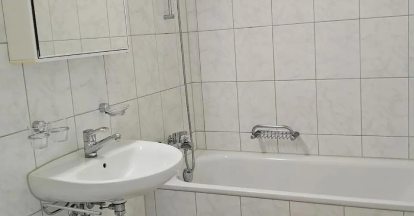 Appartamento familiare situato in posizione centrale - Foto 10 di 12
