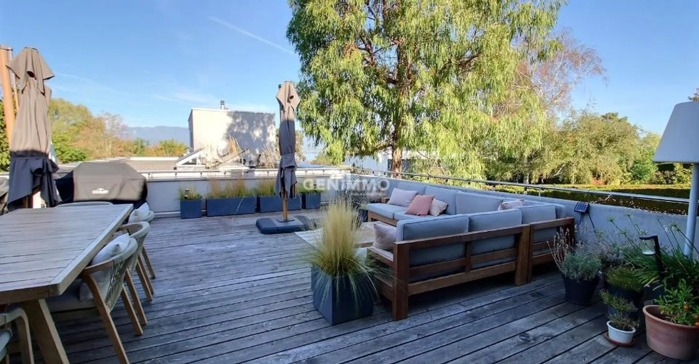 Villa de Luxe avec Vue Lac - Photo 1 sur 7