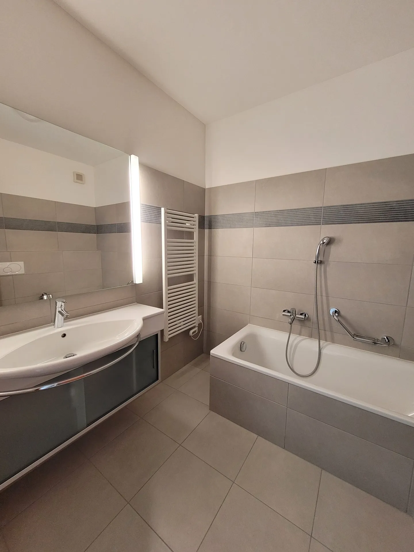 Affitto appartamento 4.5 locali - Mendrisio - Foto 8 di 11