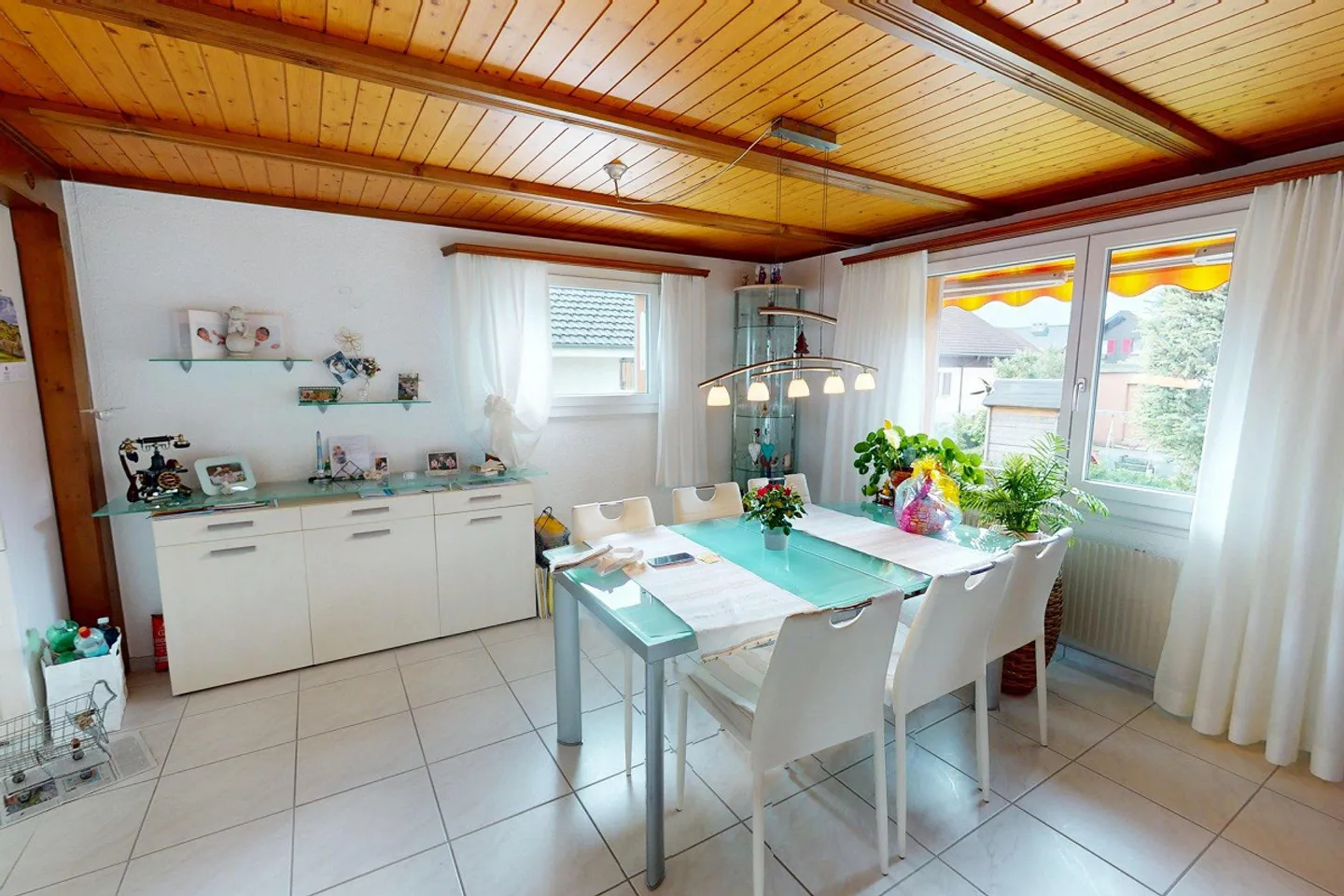 Charming Family Home with Studio - Photo 5 of 11