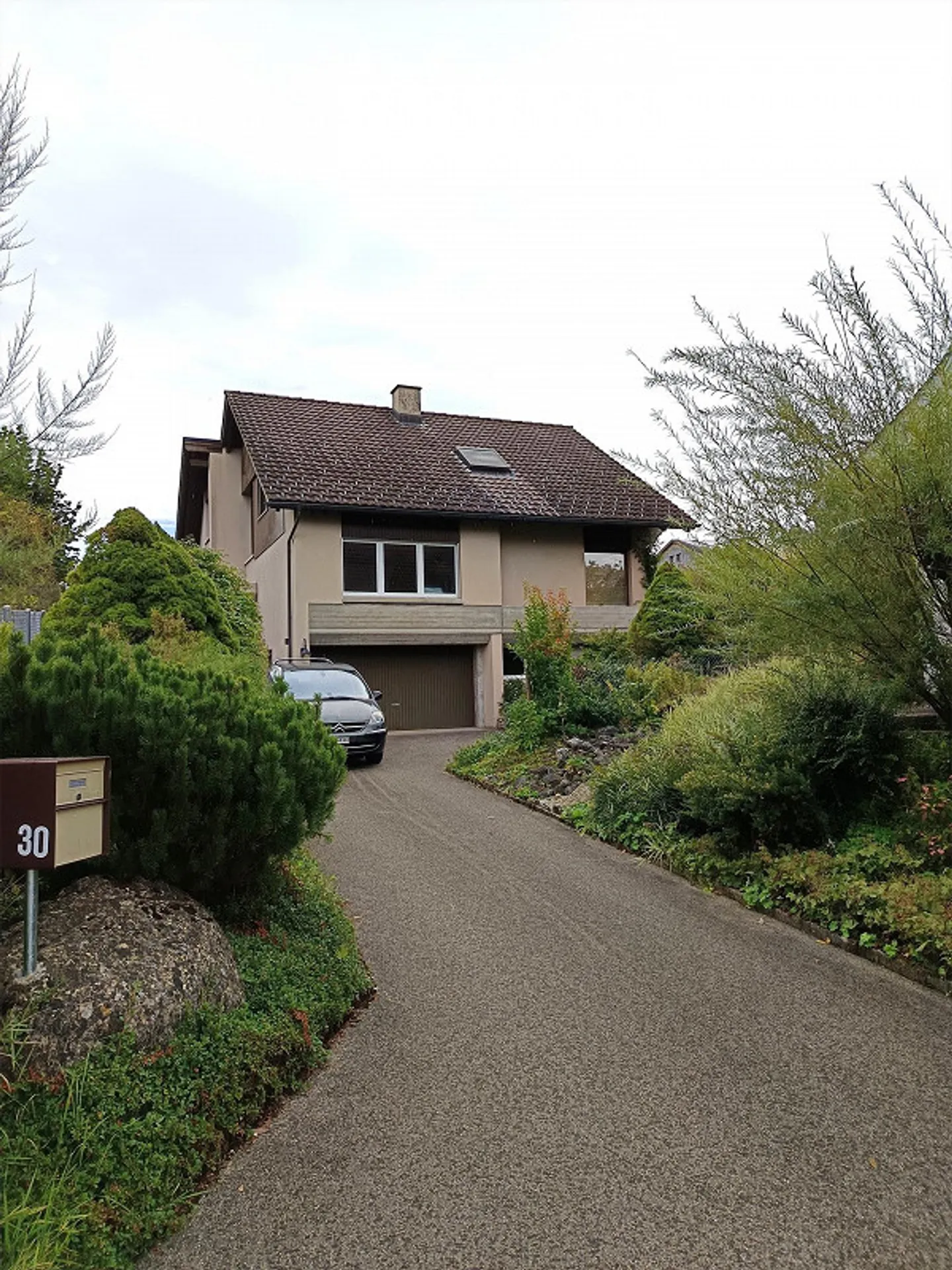 6.5 Room Detached Family House - Photo 2 of 18