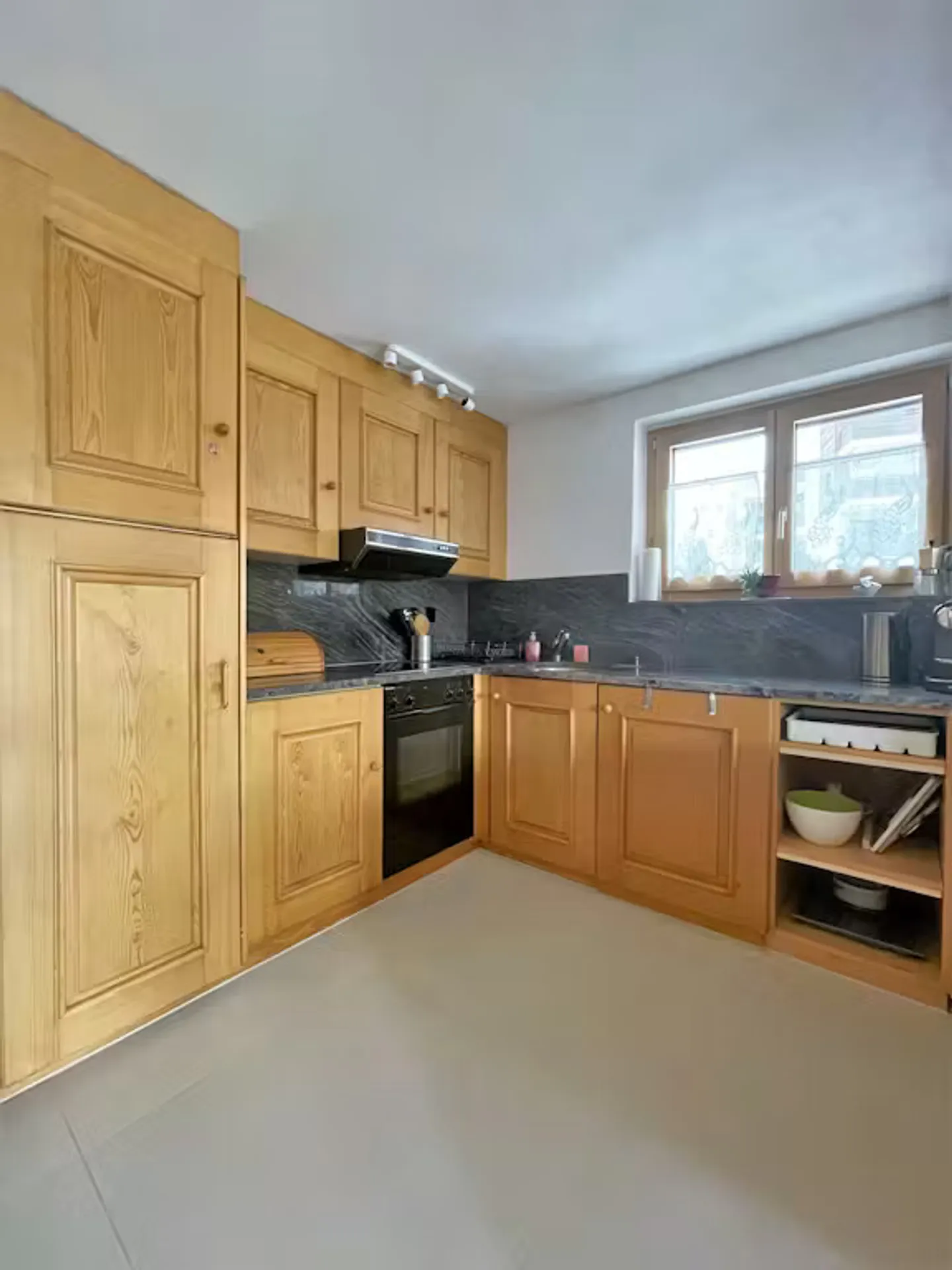 Appartement à louer - Photo 3 sur 10