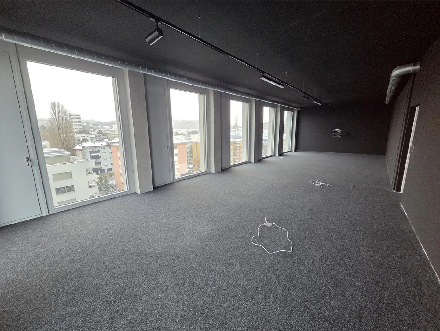 Büros von 160m2 im Öko-Quartier Plaines-du-Loup - Foto 2 von 3