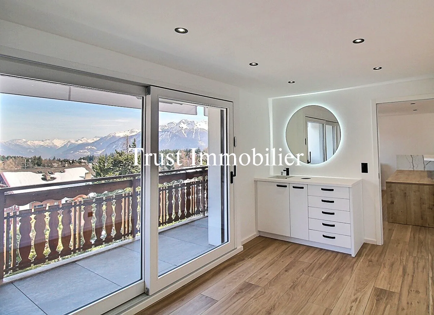 Attico eccezionale con vista panoramica nel cuore di Crans - Foto 12 di 15