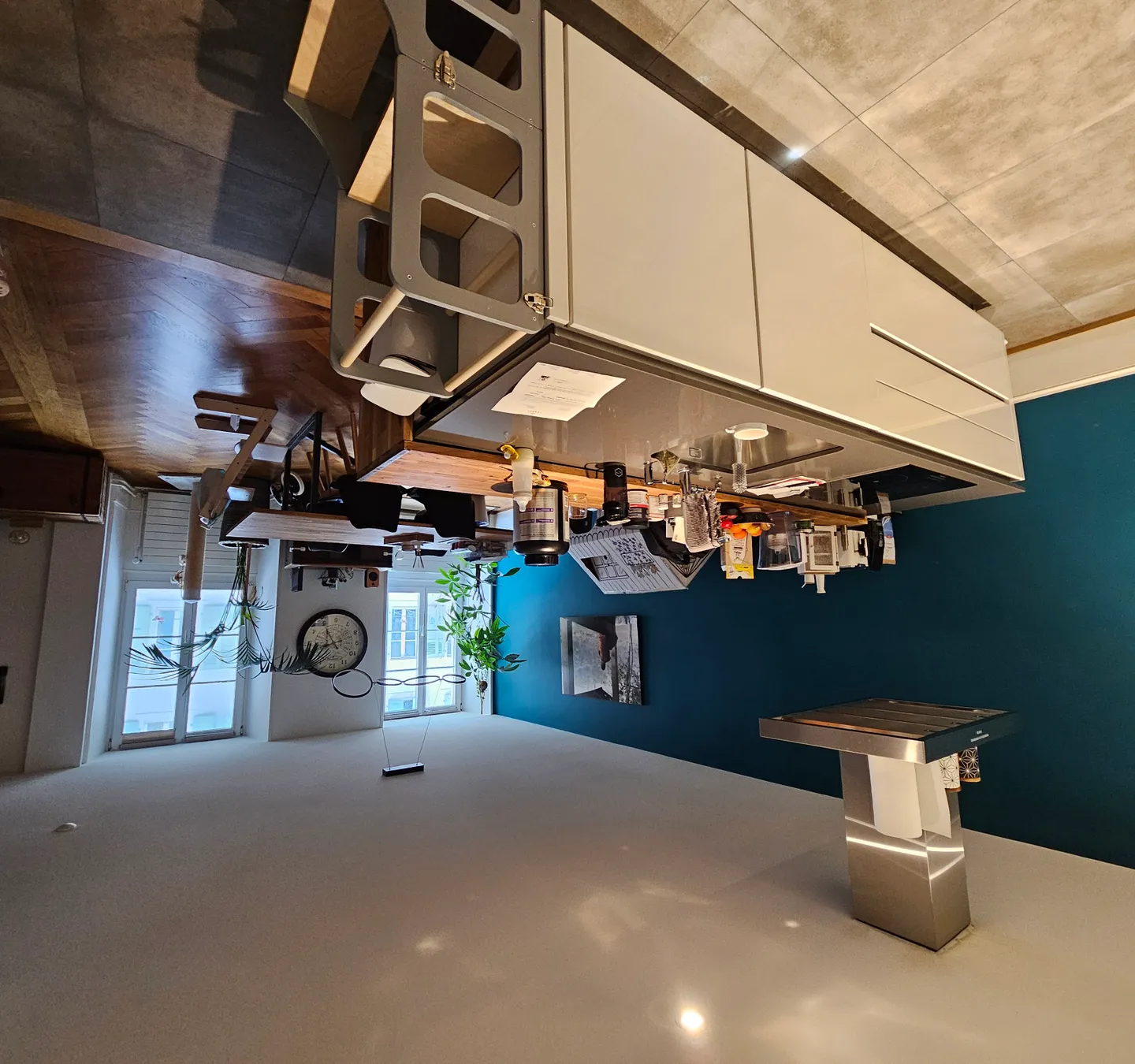 Beautiful character building - Photo 8 of 10