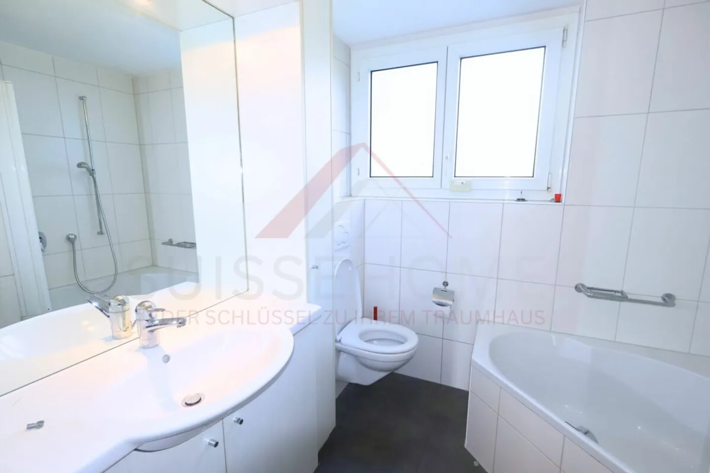 Maison familiale spacieuse avec vue sur le lac - Photo 27 sur 29