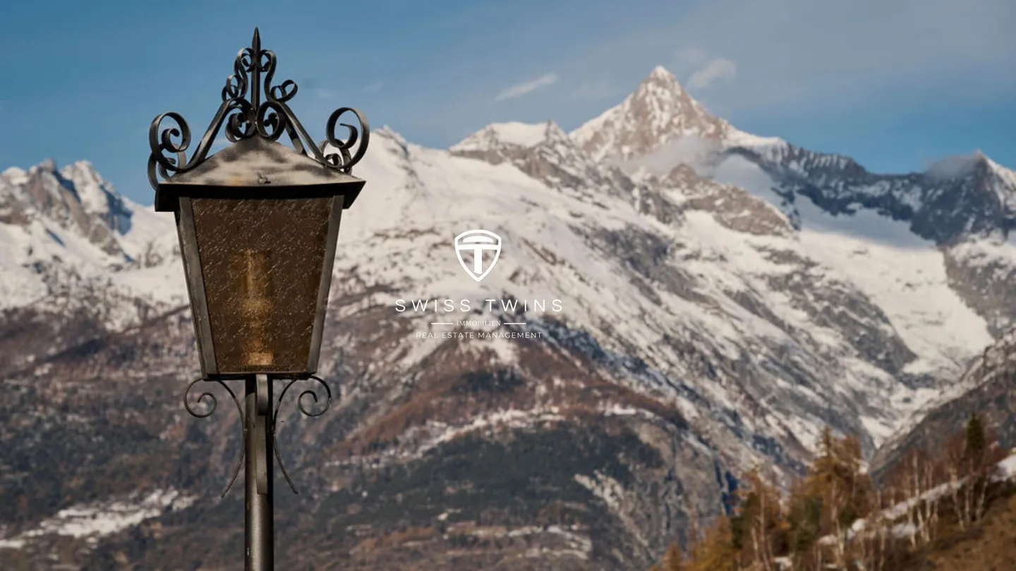 Living with Character - modern, quiet, and unique - Photo 16 of 19