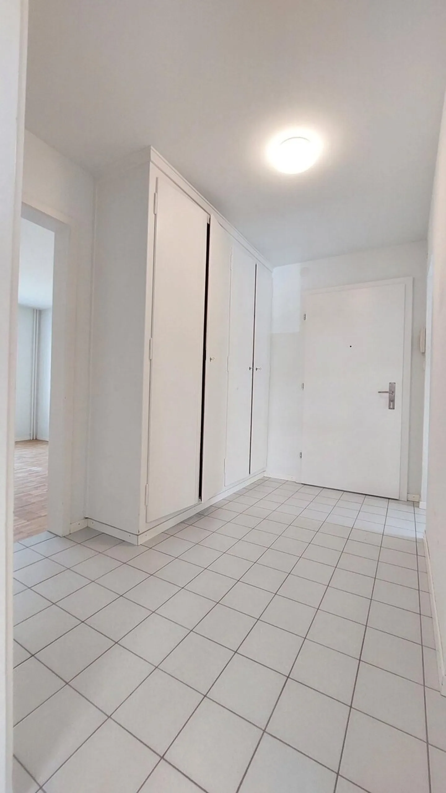 Apartment for rent - Photo 7 of 9