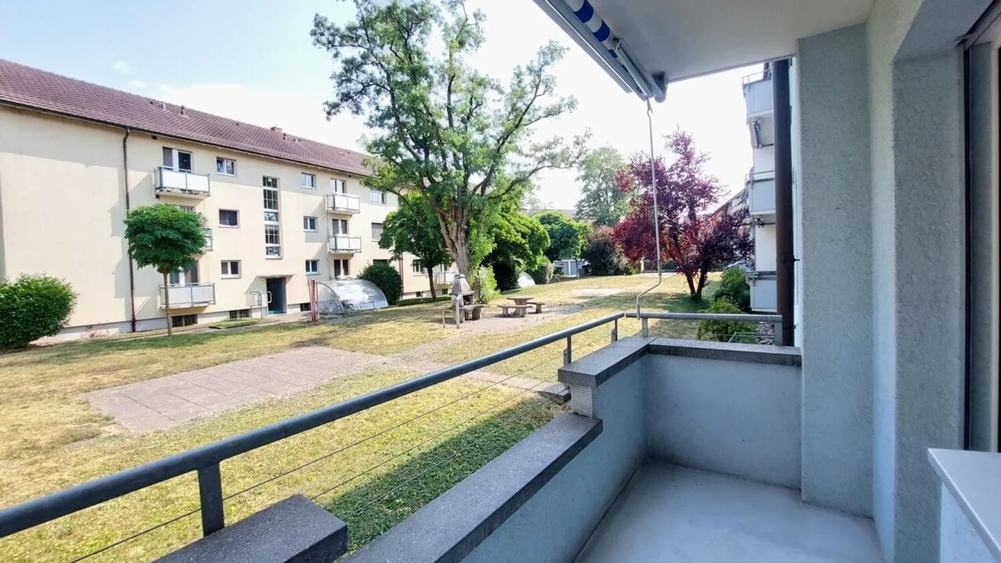 Apartment for rent - Photo 8 of 9
