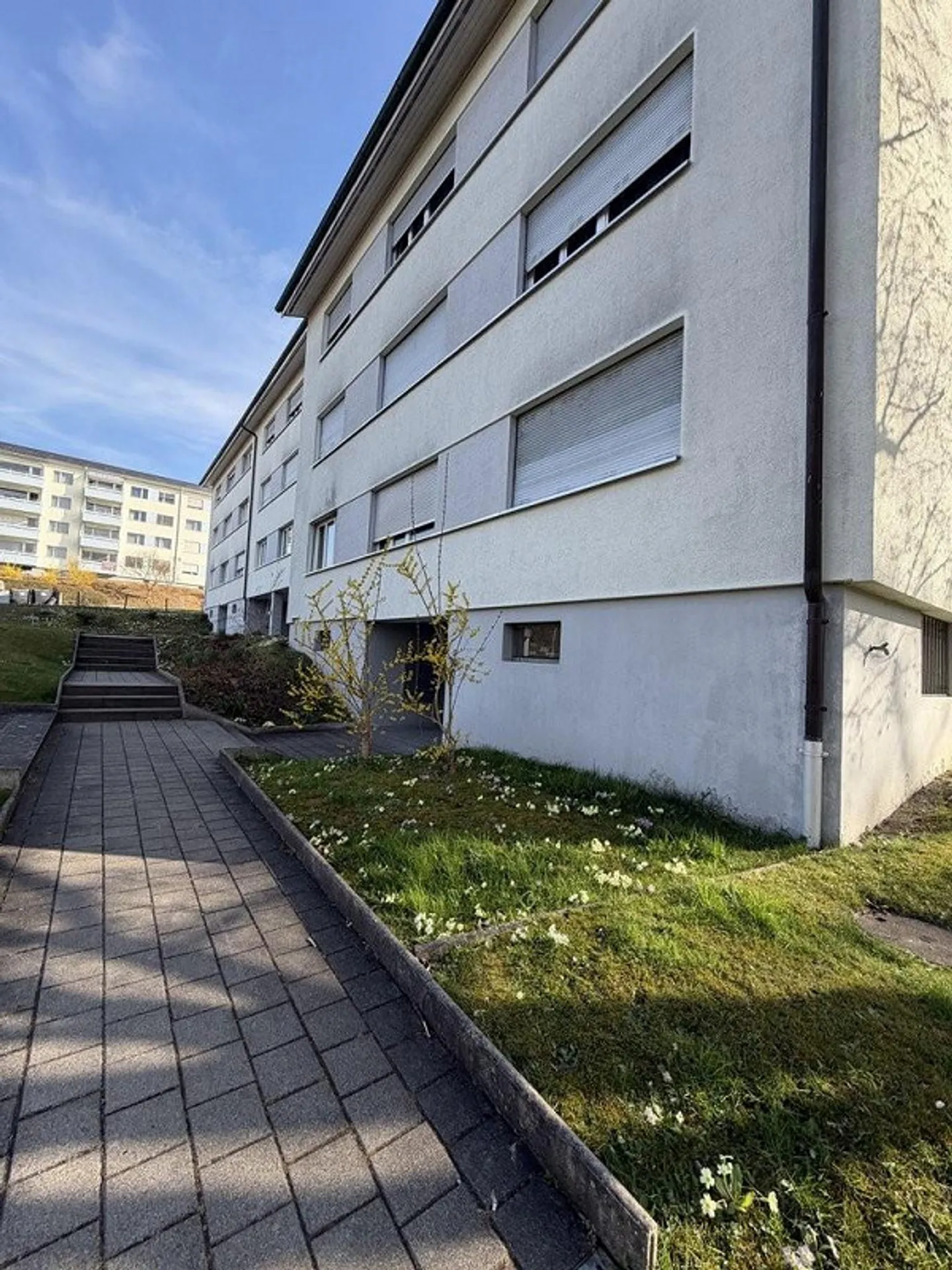 Your new feel-good oasis in Köniz! - Photo 3 of 10