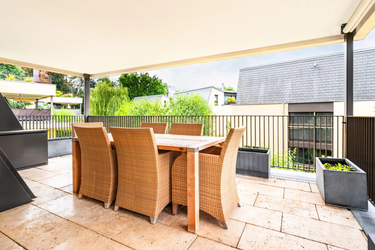 Duplex attico con giardino d'inverno, terrazza e appartamento annesso - Foto 10 di 12