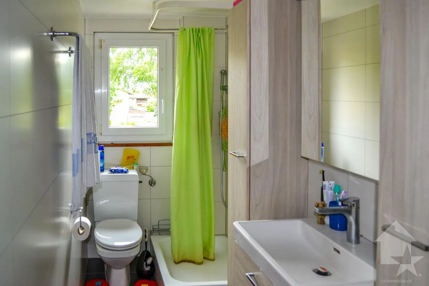 4.5-room apartment of 80 m2 on the 2nd floor of a small building. - Photo 10 of 16