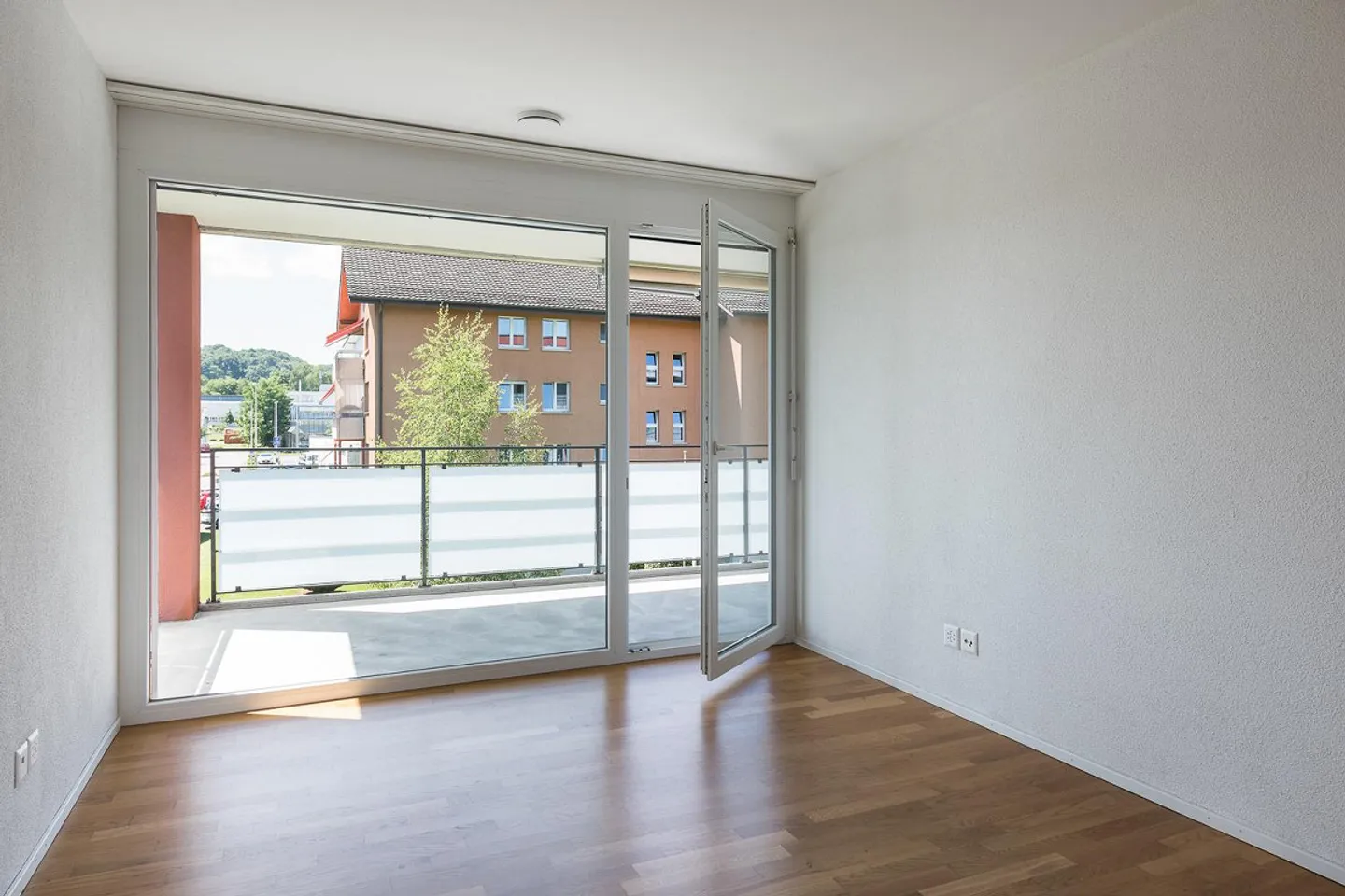 Appartamento da sogno vicino al lago cerca un nuovo residente! - Foto 7 di 12