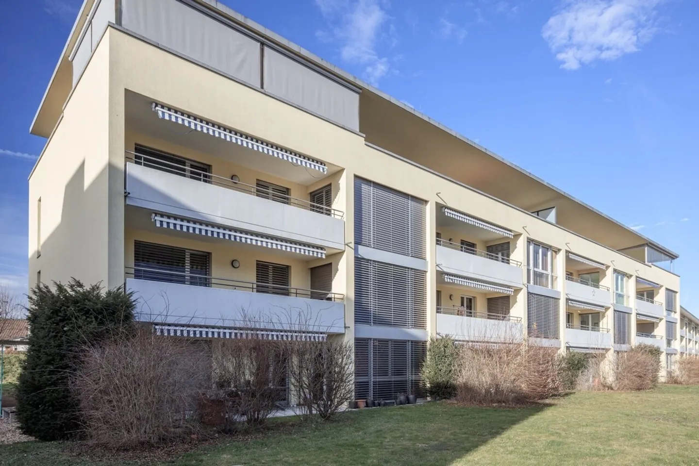 Charmant 3.5 pièces avec balcon dans un quartier très familial - Photo 1 of 11
