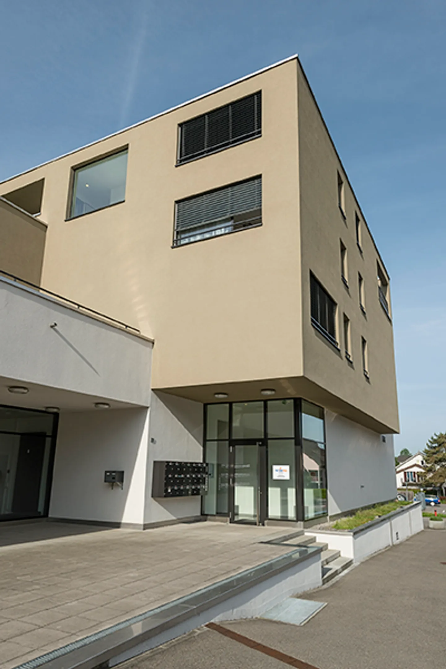 Wohnen auf zwei Ebenen! - Foto 3 von 10