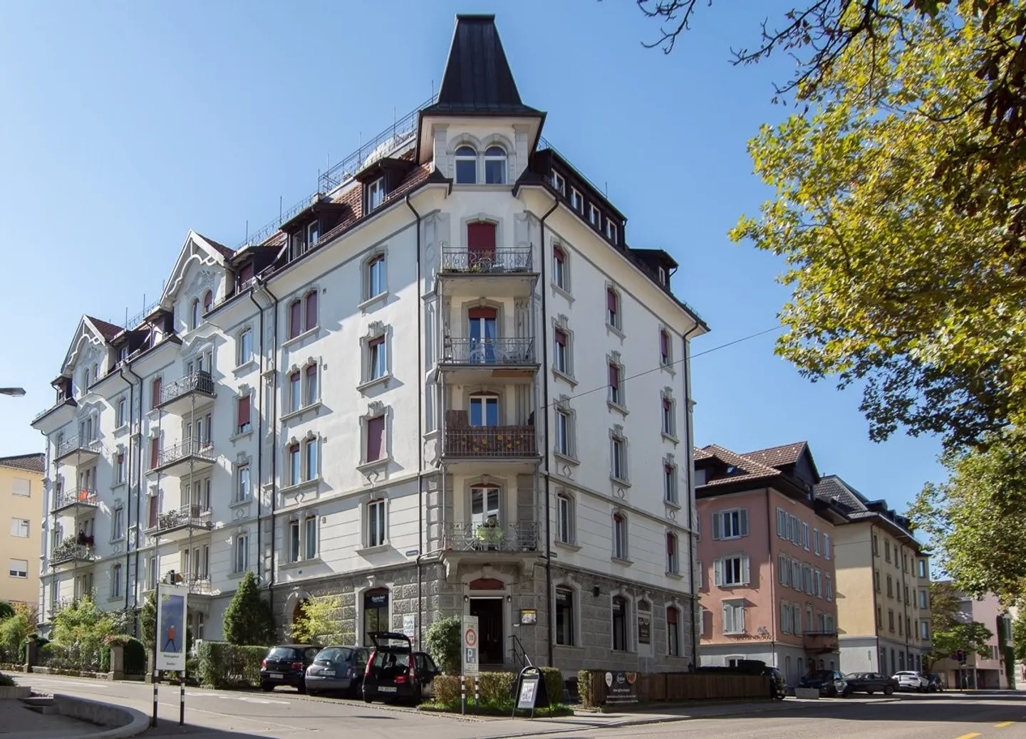 Luftige 4.5-Zi. Jugendstil-Wohnung mit Balkon - Foto 5 von 5