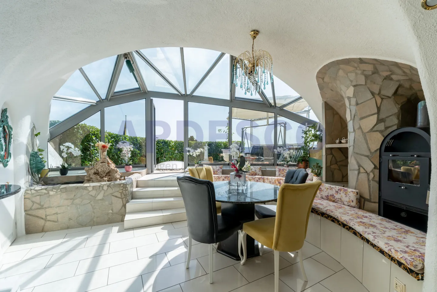 Beautiful and Unique! - Photo 4 of 16