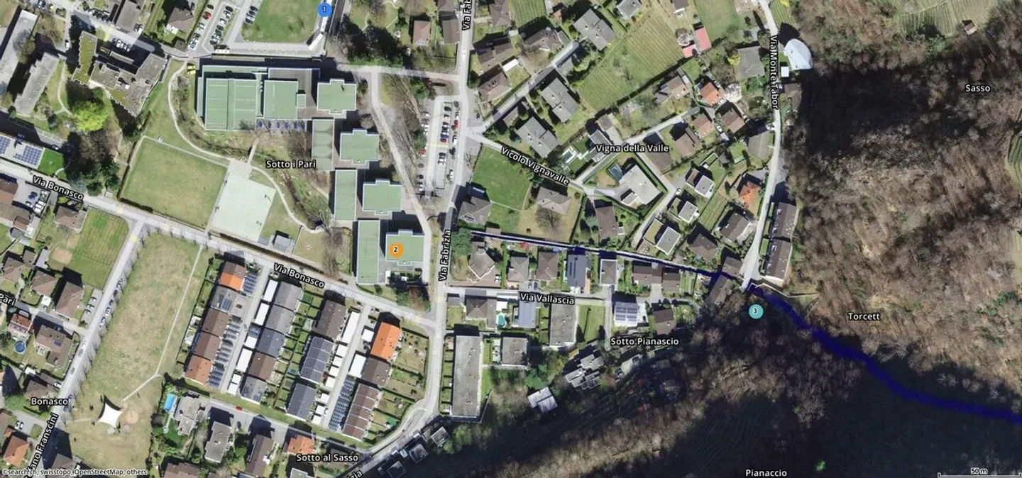 Incantevole capanna nel bosco a Giubiasco - Foto 8 di 10